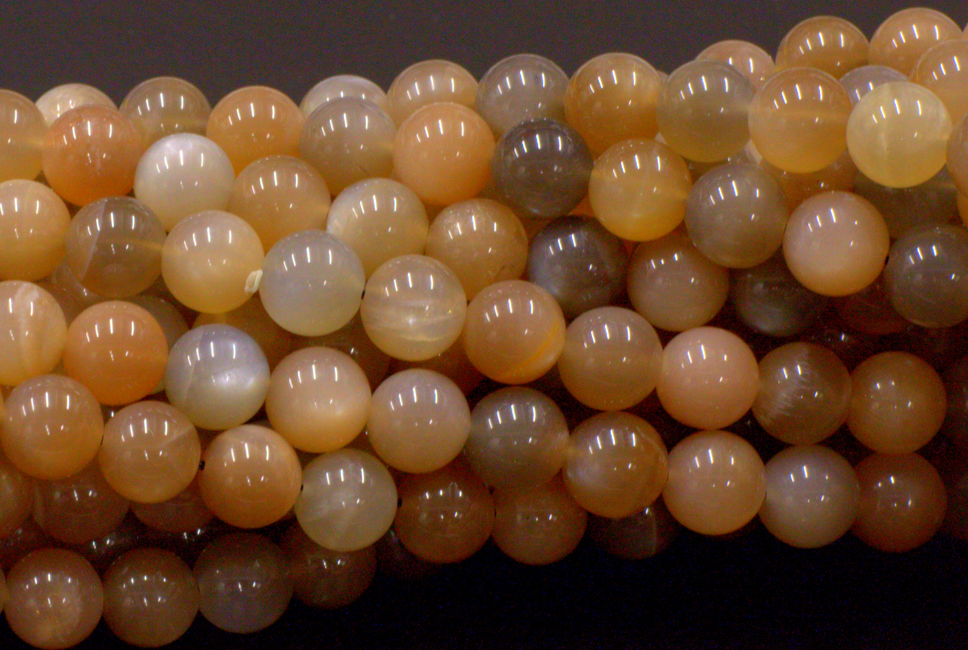 PIETRA DI LUNA MULTICOLOR LISCIA
