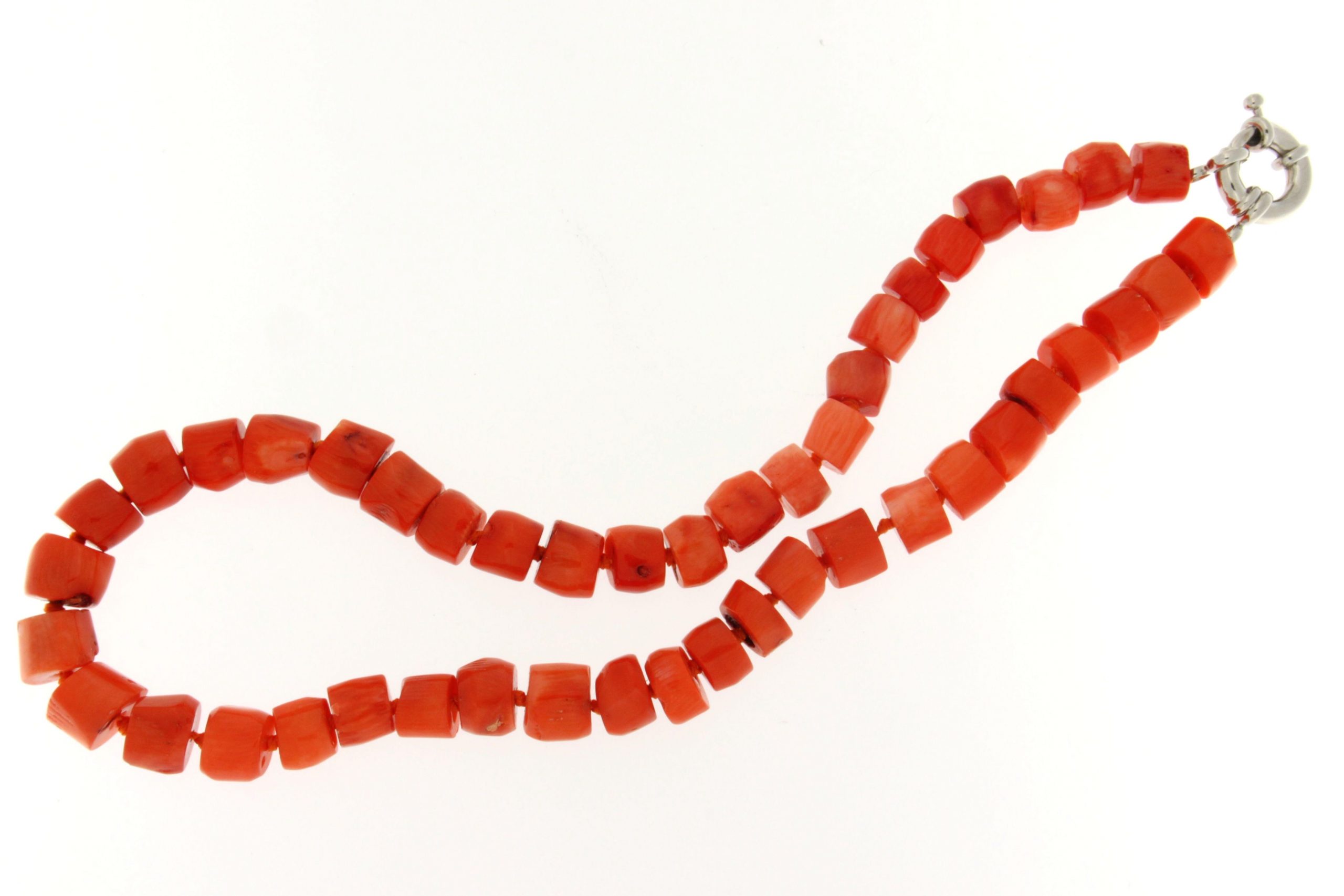 COLLANA 46