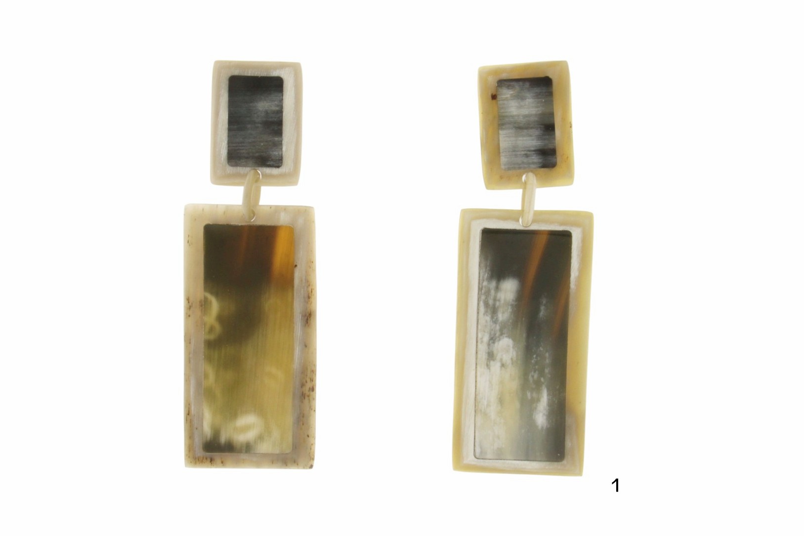ORECCHINI IN CORNO COD. 4115C PL LQ