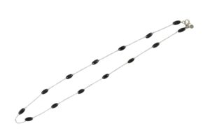 GIROCOLLO IN  ARGENTO E  OVALI NERI  IN VETRO COD. COLLCHARMSOVALE
