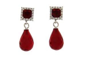 ORECCHINI ARGENTO PERNIO CON ZIRCONI E GOCCIA CRISTALLO COLOR RUBINO COD. K2ROSSORO