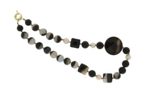 COLLANA IN AGATA E PERLE DI FIUME COD. 4346